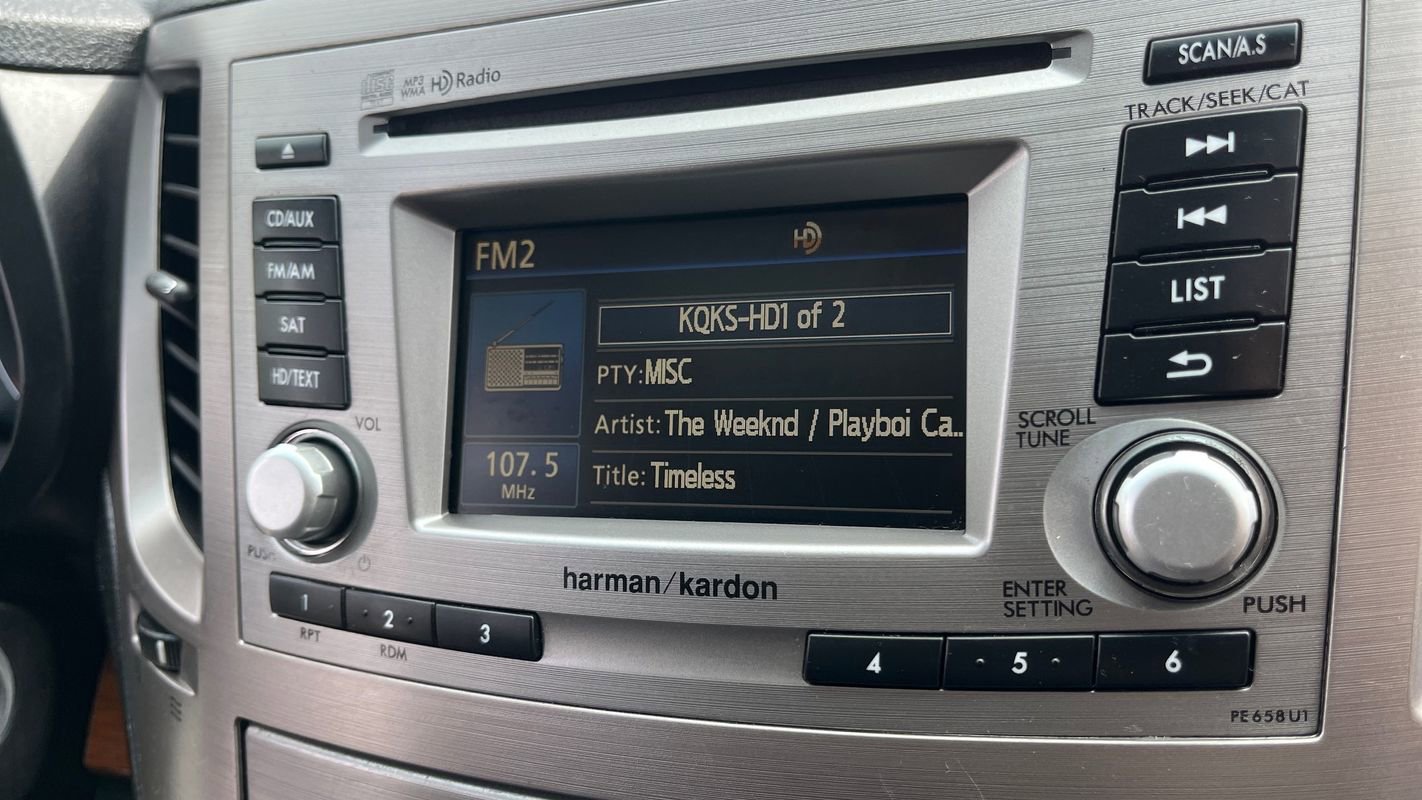 Used 2013 Subaru Outback 3.6R Limited w/ Moonroof Pkg image 12