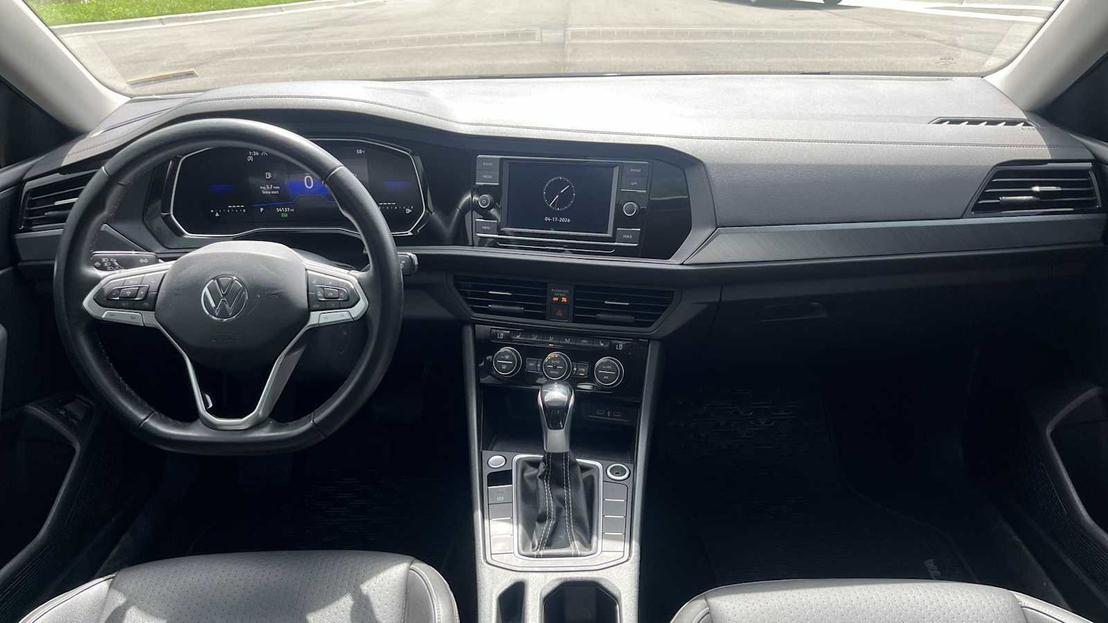 Used 2023 Volkswagen Jetta SE FWD image 27