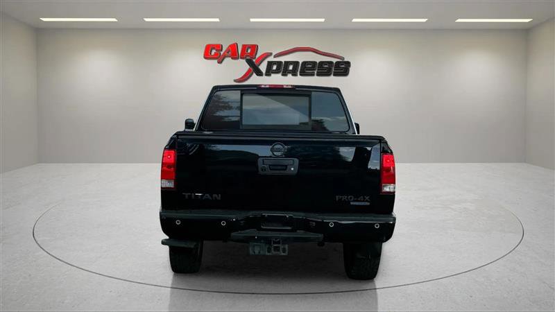 Used 2013 Nissan Titan PRO-4X image 9