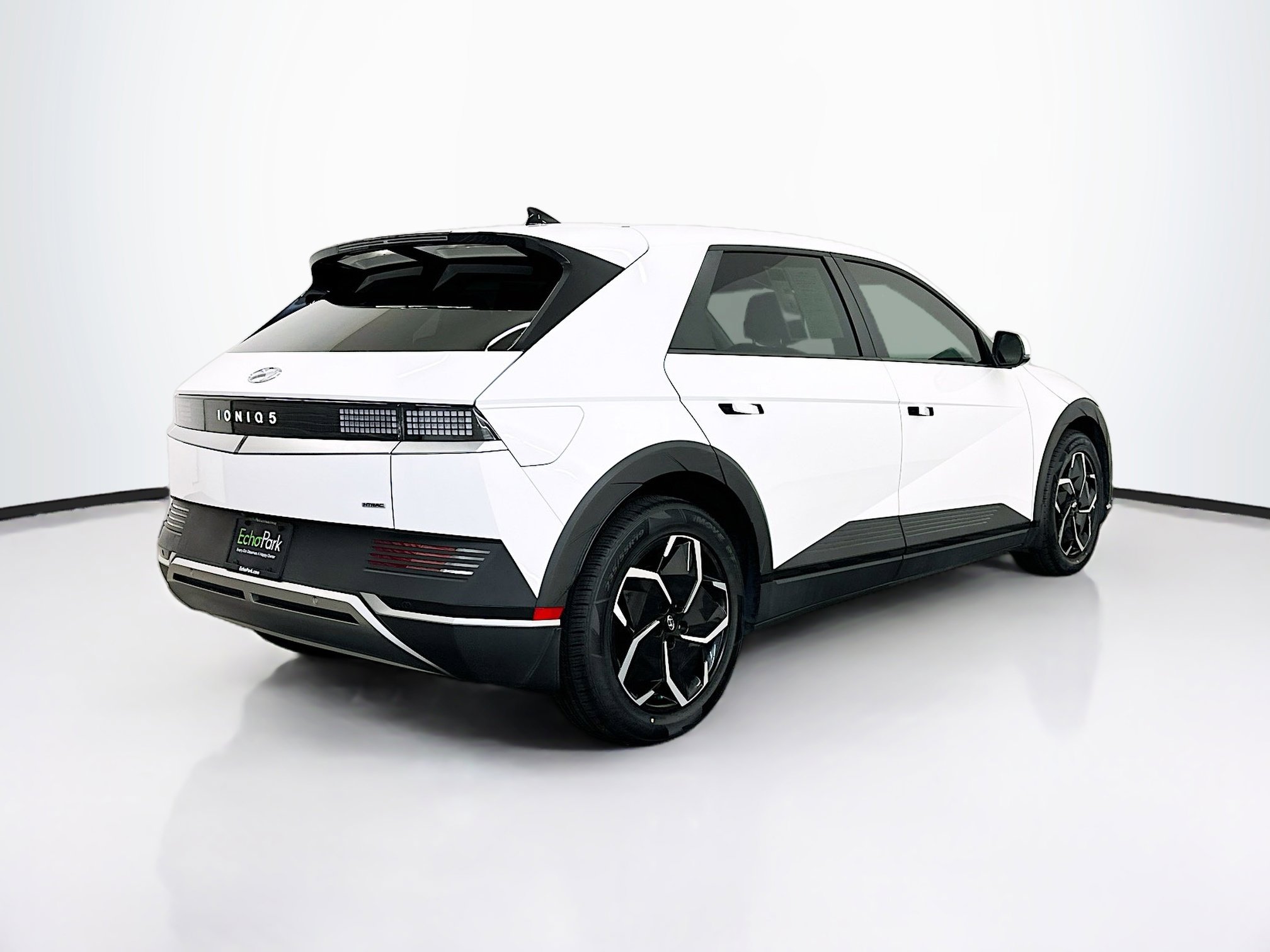 Used 2024 Hyundai Ioniq 5 SEL image 9