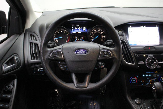 Used 2017 Ford Focus SEL image 26
