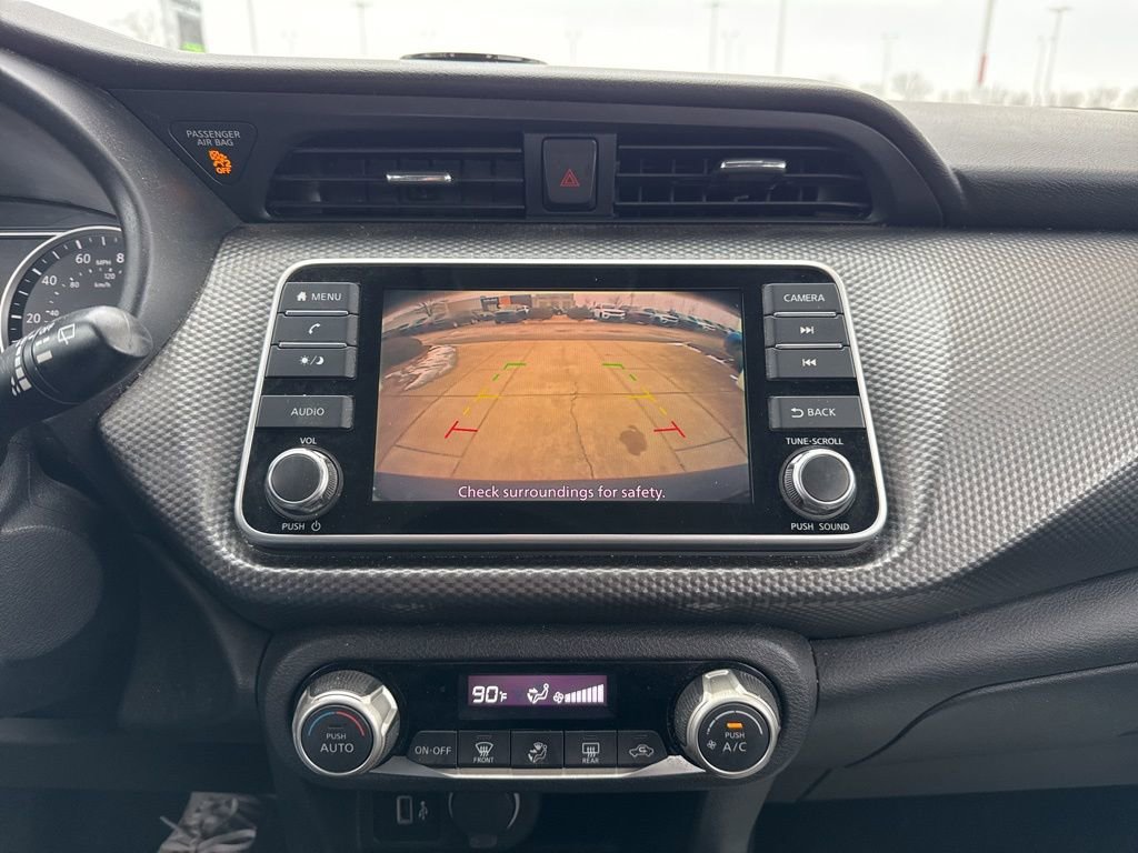 Used 2019 Nissan Kicks SV image 16