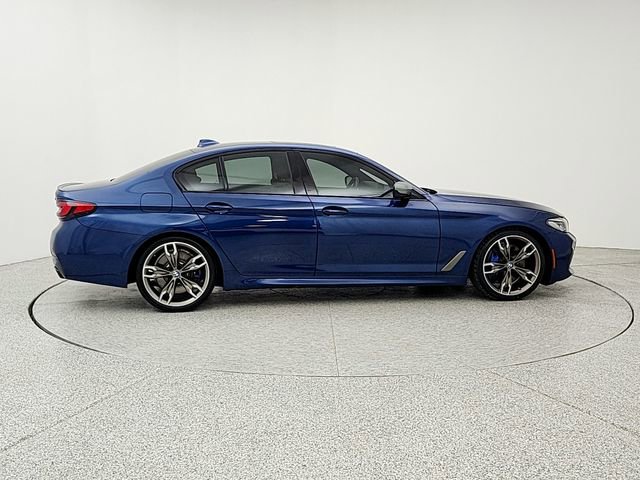 Used 2021 BMW M550i xDrive w/ Dynamic Handling Package image 4