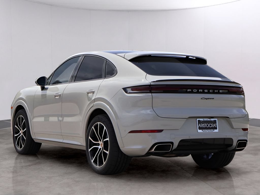 New 2026 Porsche Cayenne Coupe AWD/4WD image 3