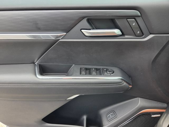 New 2026 GMC Acadia Elevation w/ Black Edition FWD image 12