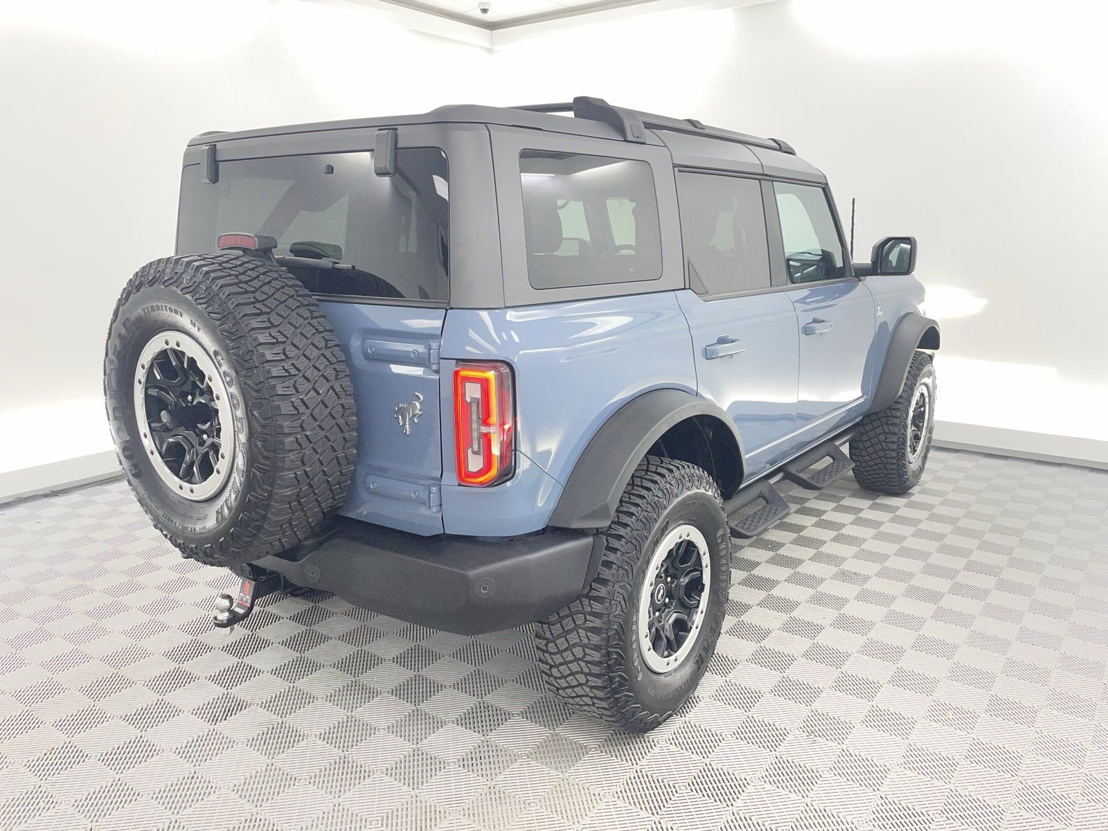 Used 2023 Ford Bronco Outer Banks w/ Sasquatch Package image 20