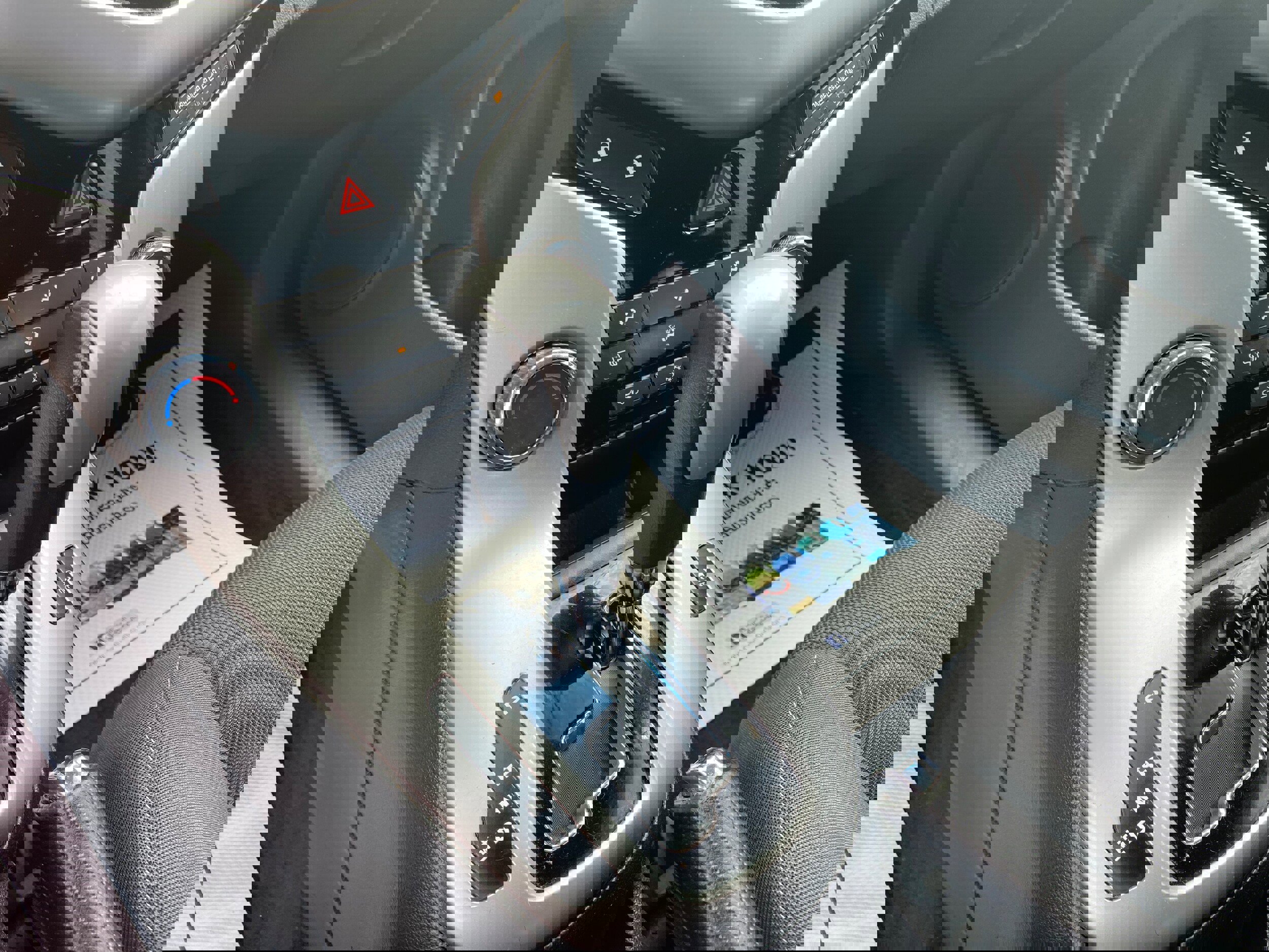 Used 2014 Chevrolet Cruze LT image 14