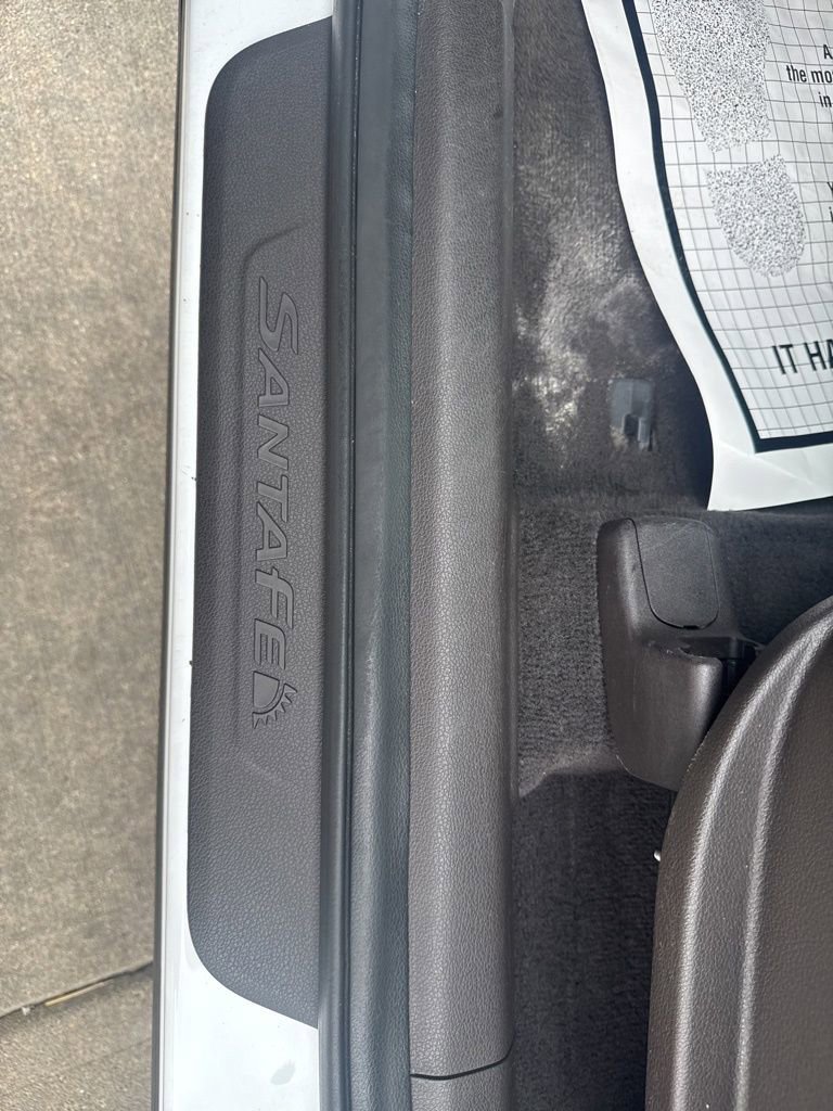 Used 2020 Hyundai Santa Fe SE image 54
