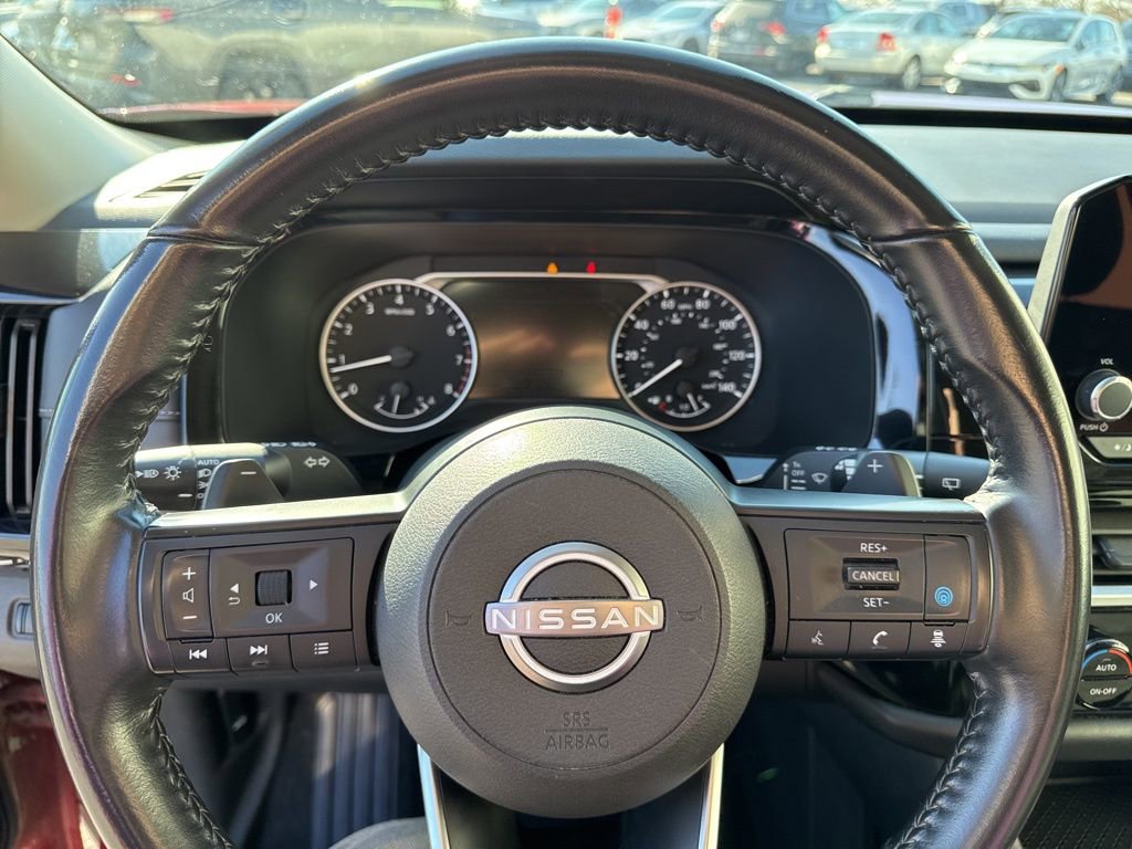 Used 2024 Nissan Pathfinder SV image 33