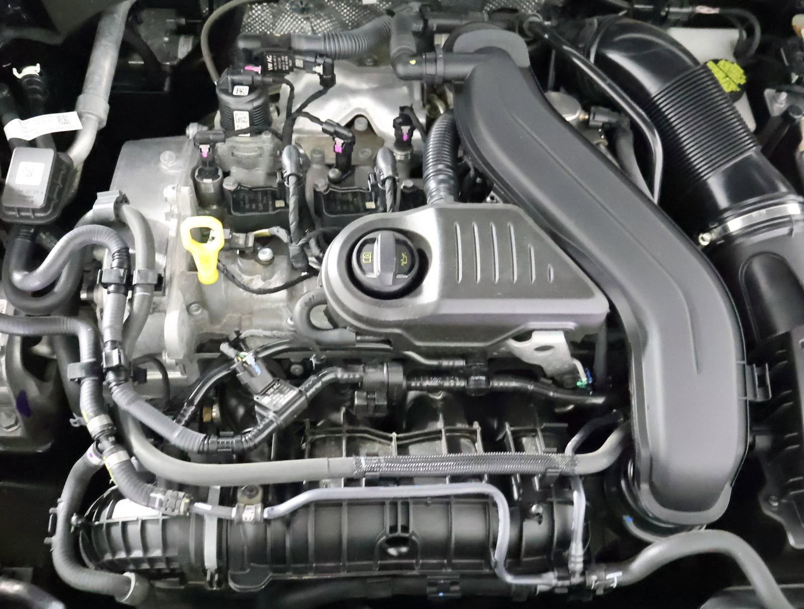 Used 2024 Volkswagen Jetta SE image 49