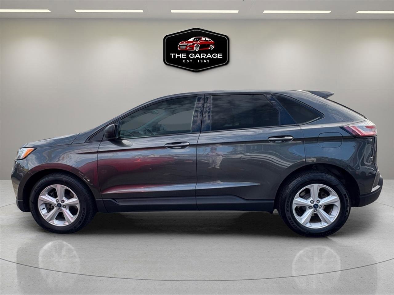 Used 2019 Ford Edge SE AWD/4WD image 4