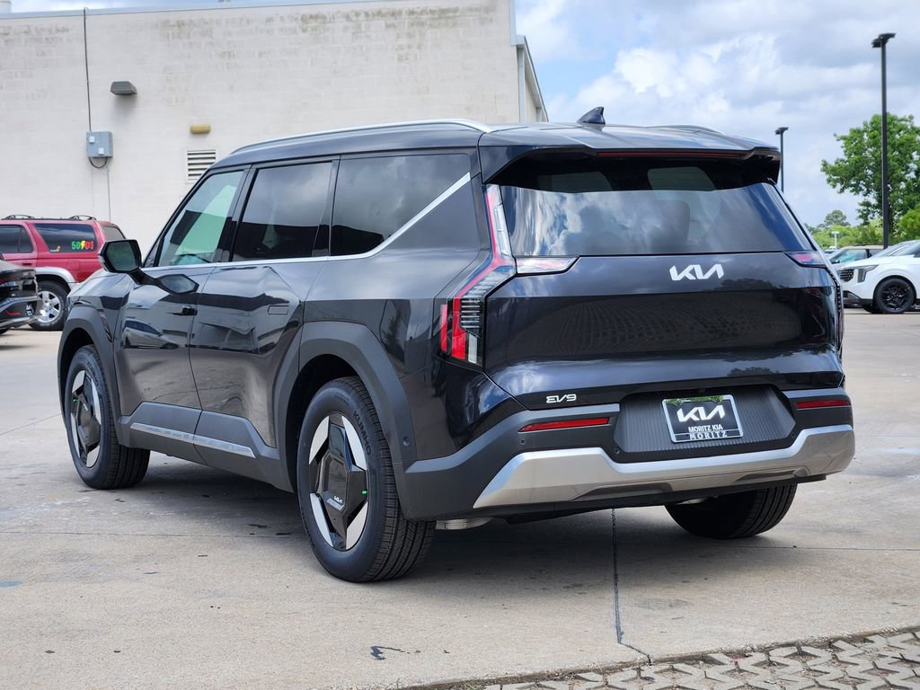 New 2026 Kia EV9 Wind AWD/4WD image 3