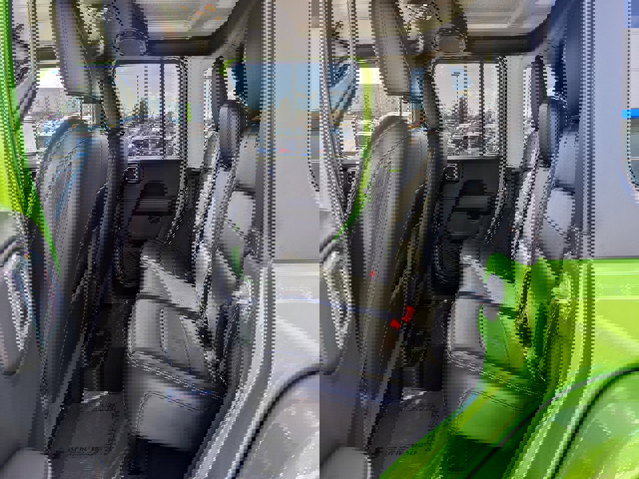 Used 2019 Jeep Wrangler Unlimited Sahara w/ Dual Top Group image 27