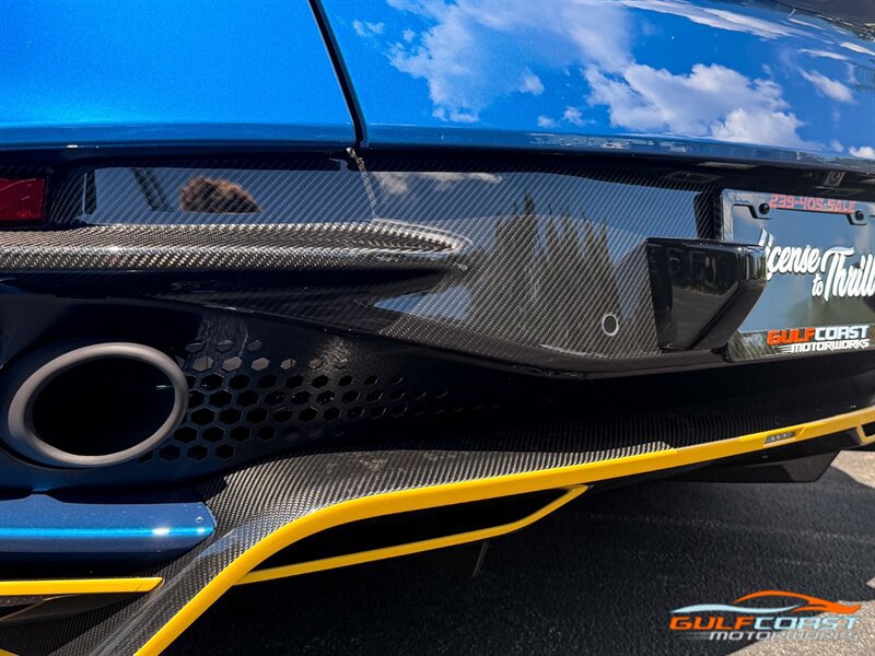 Used 2023 Aston Martin DBS Superleggera Volante RWD image 61