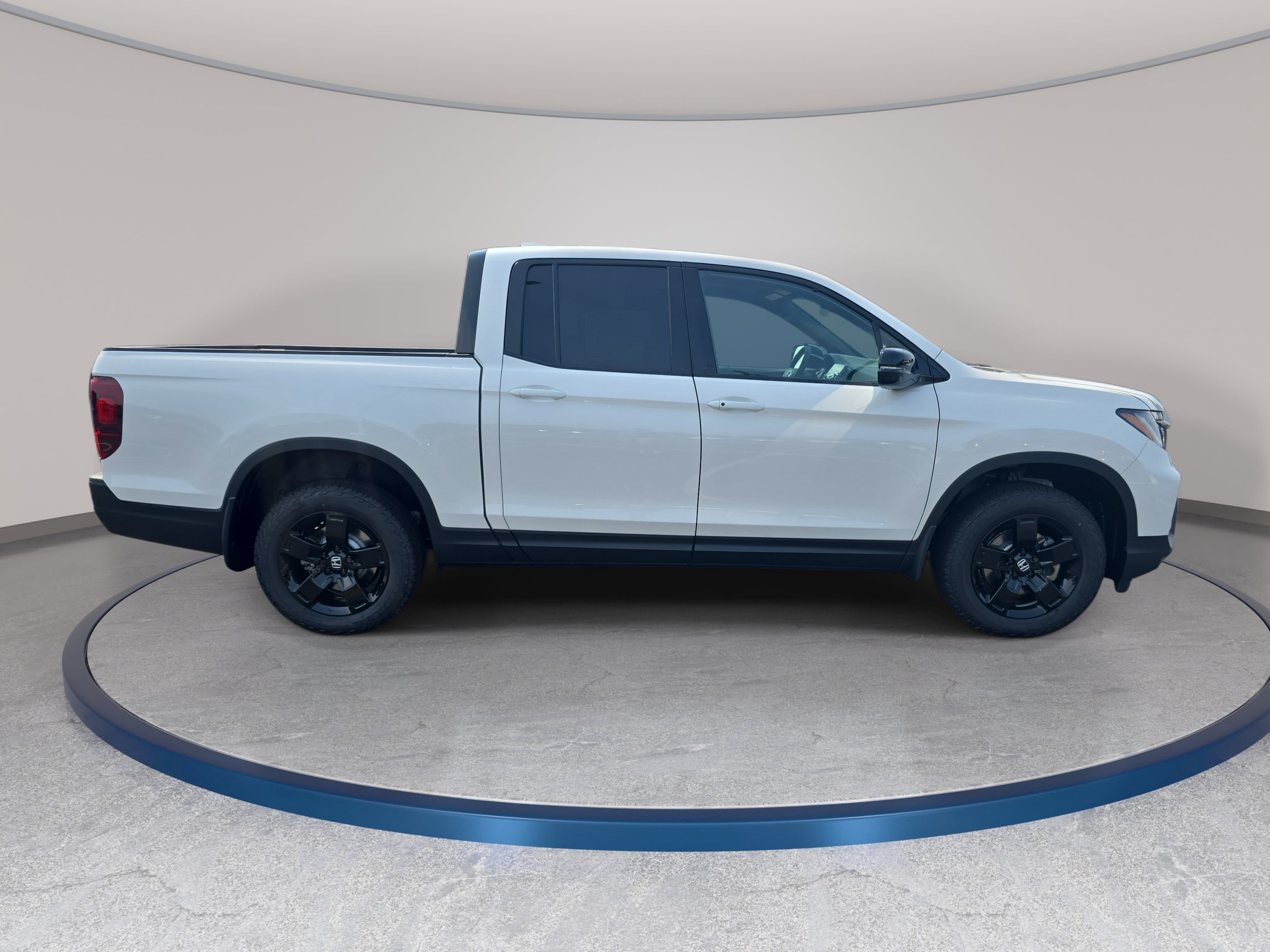 New 2026 Honda Ridgeline Black Edition image 4