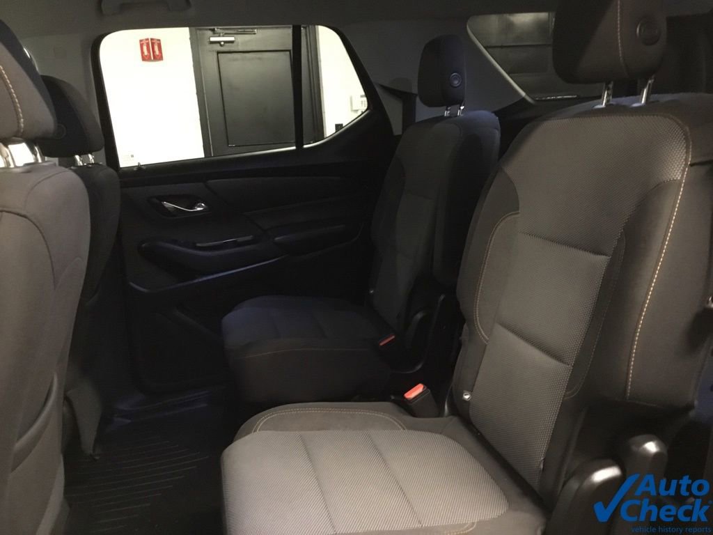 Used 2018 Chevrolet Traverse LT image 31