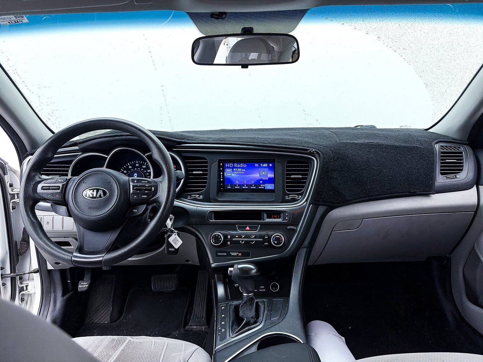 Used 2015 Kia Optima LX image 17