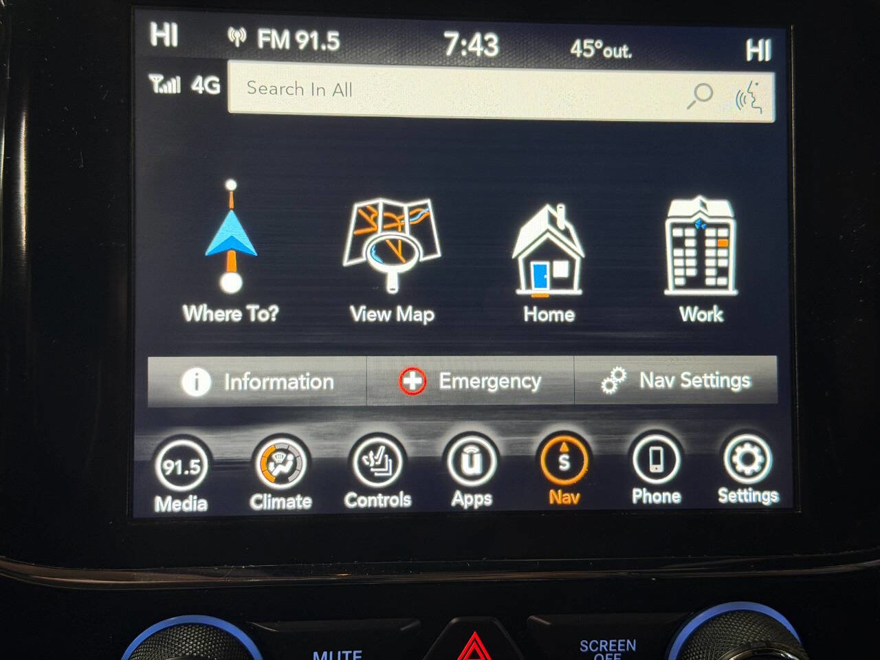 Used 2021 Jeep Grand Cherokee Limited image 45