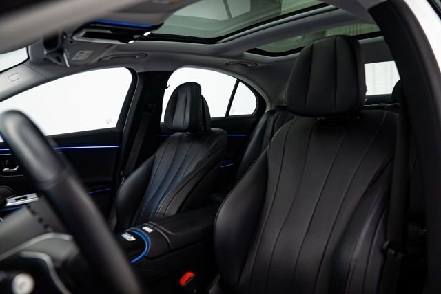 Used 2025 Mercedes-Benz E 350 4MATIC Sedan image 11