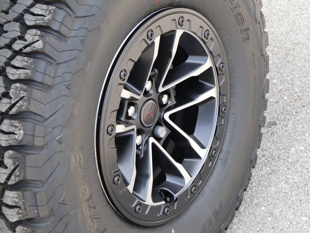 New 2026 Jeep Wrangler Unlimited Rubicon w/ Xtreme 35 Tire Package AWD/4WD image 39