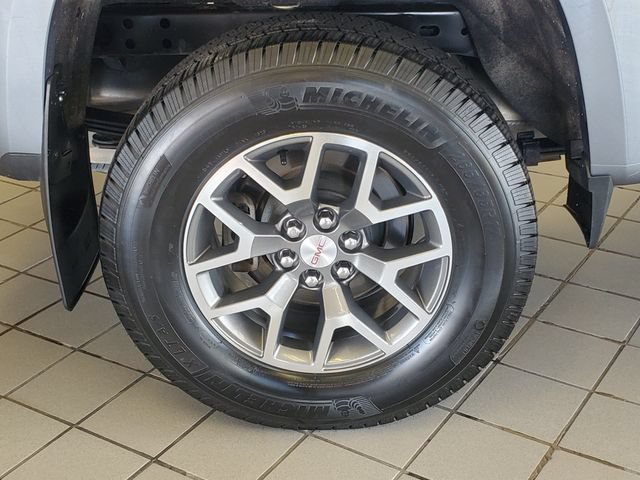 Used 2022 GMC Canyon AT4 w/ Trailering Package AWD/4WD image 6