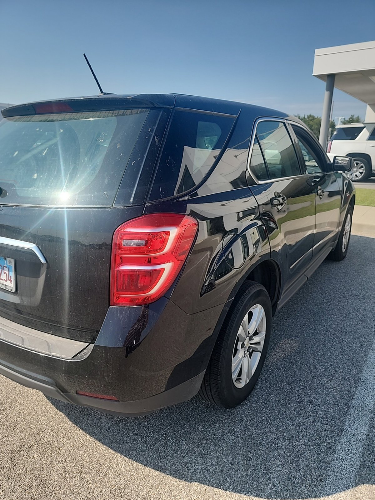 Used 2017 Chevrolet Equinox LS FWD image 6