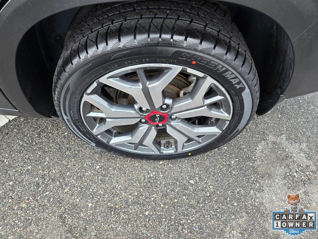 Used 2023 Kia Seltos SX image 14