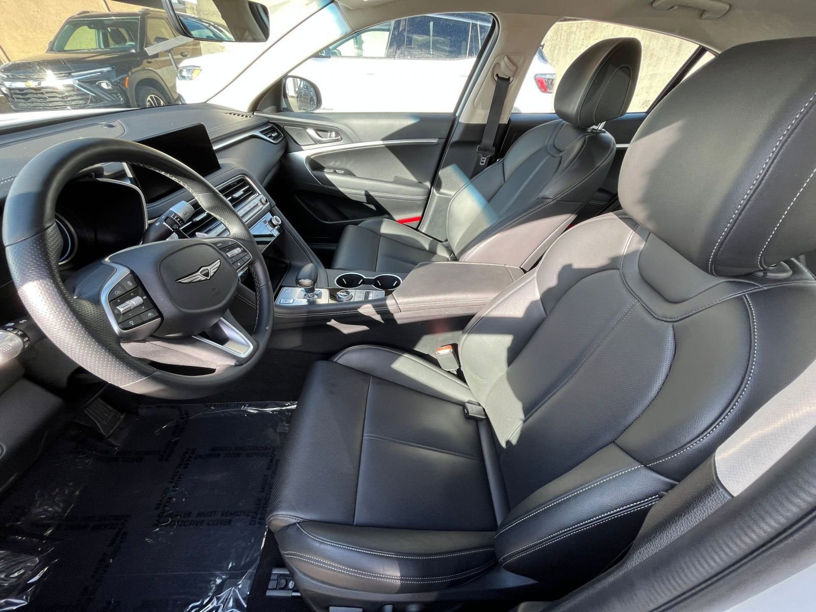 Used 2025 Genesis G70 2.5T image 29