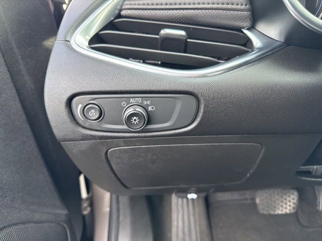 Used 2024 Chevrolet Malibu LT image 20