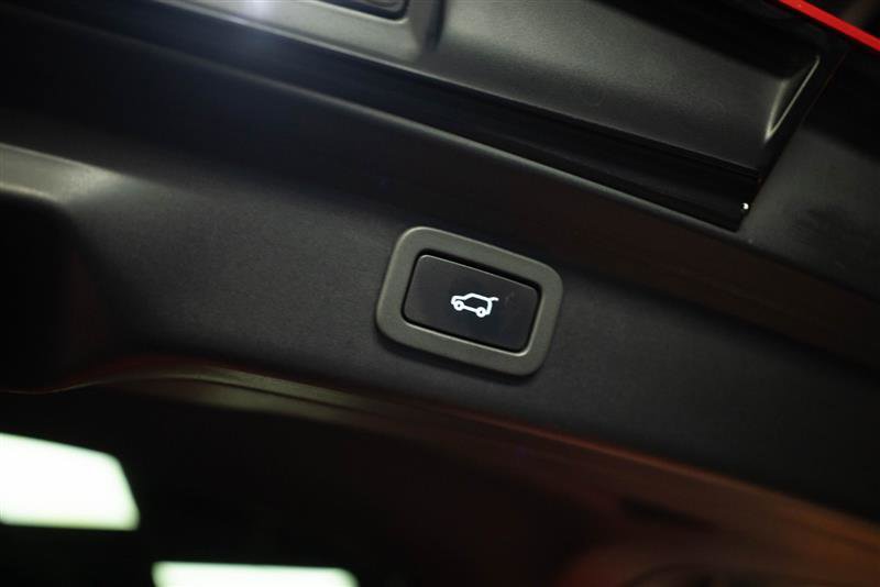 Used 2019 Jaguar I-PACE First Edition image 8