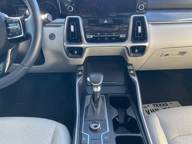 Used 2023 Kia Sorento S w/ Panoramic Sunroof Package image 11