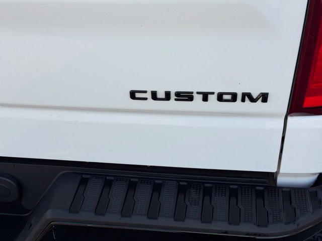 Used 2021 Chevrolet Silverado 1500 Custom Trail Boss w/ LPO, Dark Essentials Package AWD/4WD image 13
