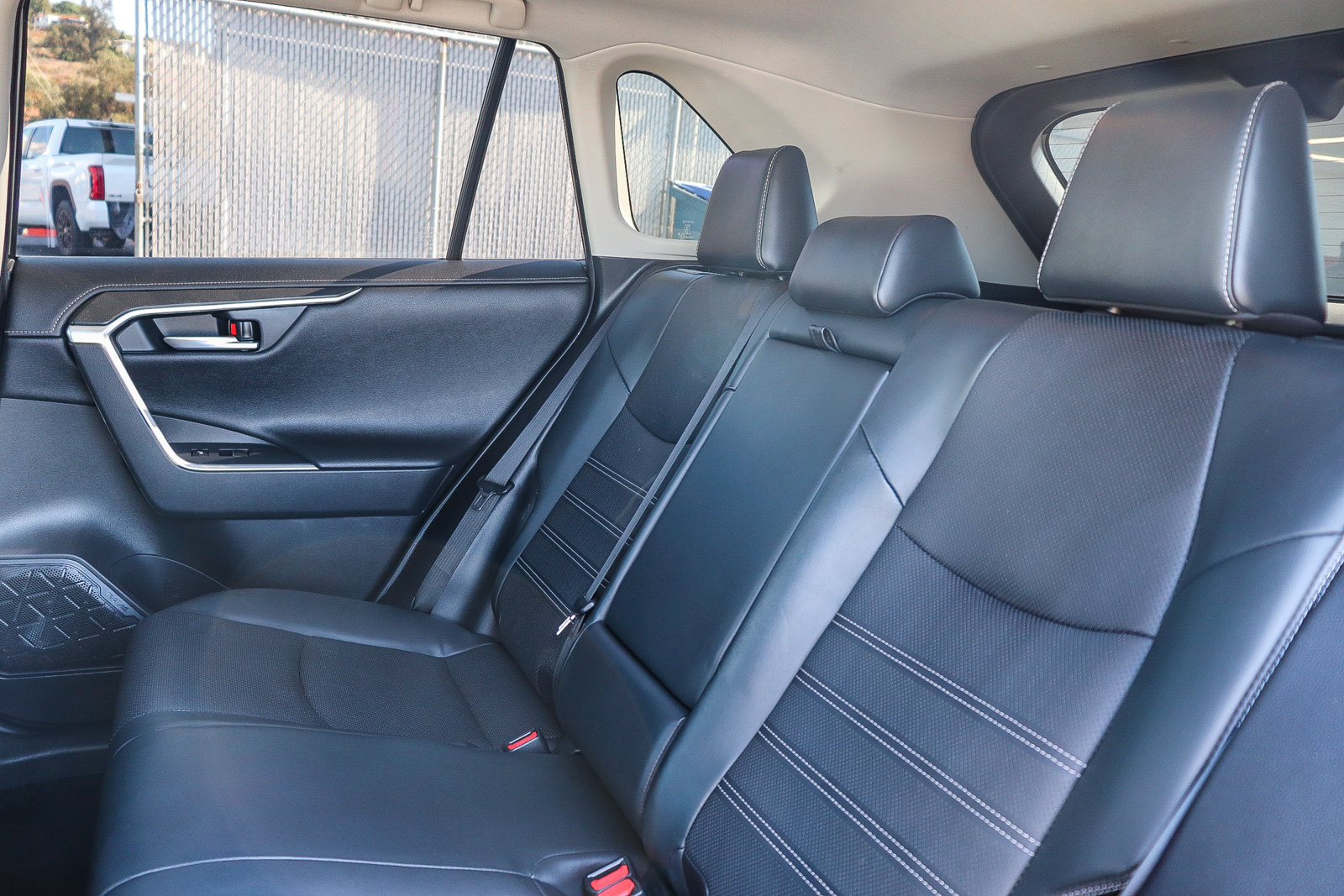 Certified 2020 Toyota RAV4 Limited FWD image 18
