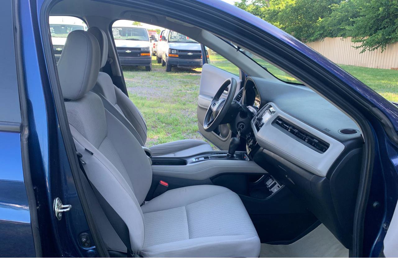 Used 2017 Honda HR-V LX image 19