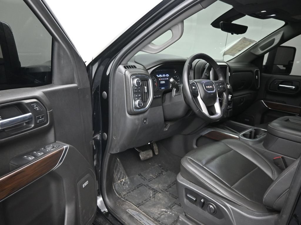 Used 2021 GMC Sierra 1500 SLT w/ SLT Premium Plus Package AWD/4WD image 11