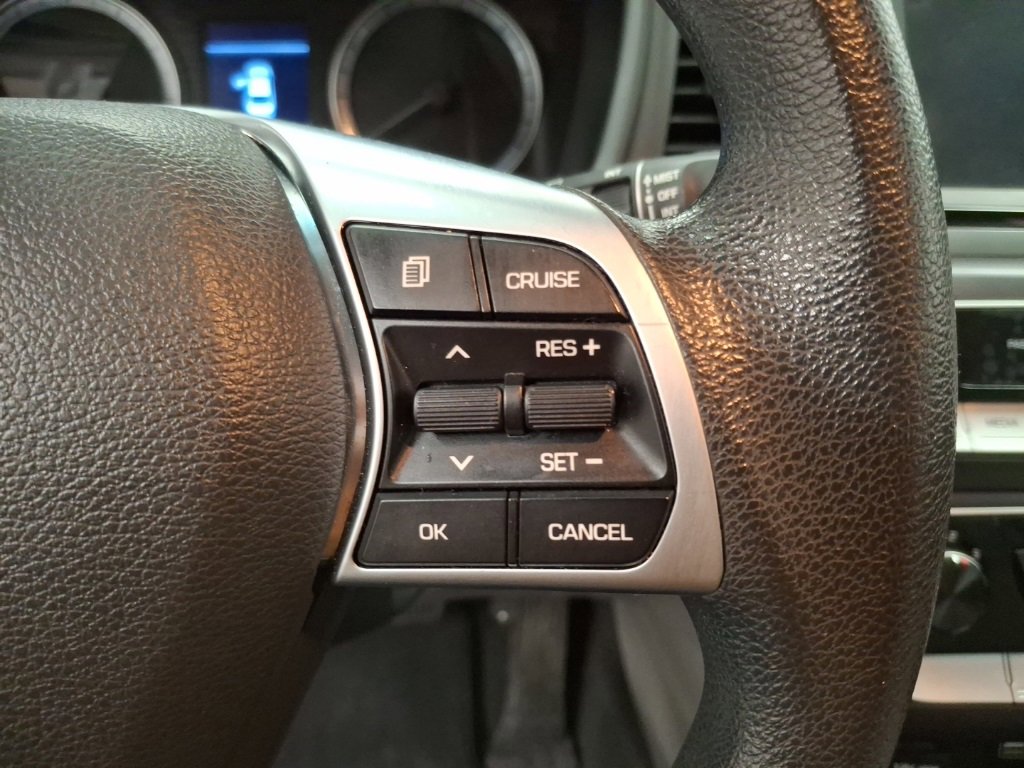 Used 2019 Hyundai Sonata SE image 19