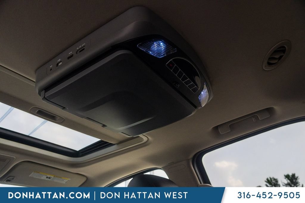 Used 2010 Chevrolet Tahoe LTZ AWD/4WD image 20