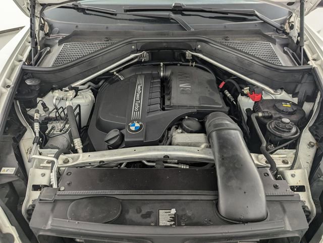 Used 2012 BMW X5 xDrive35i image 9