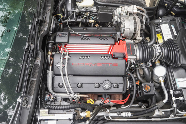 Used 1996 Chevrolet Corvette Convertible RWD image 30