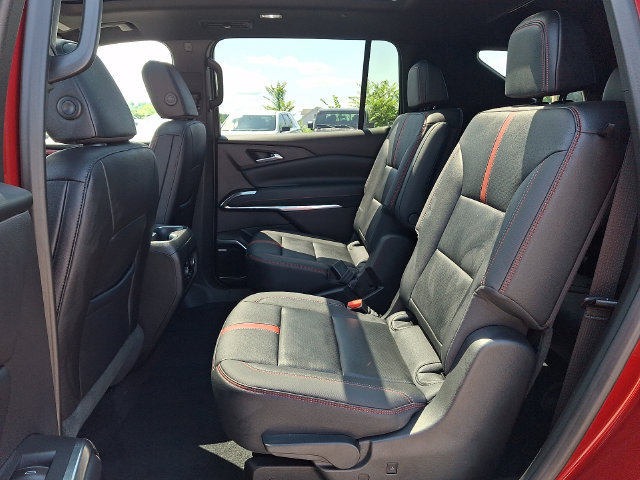 Used 2026 Chevrolet Traverse RS AWD/4WD image 17