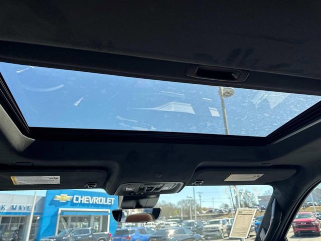 New 2026 GMC Sierra 2500 Denali Ultimate w/ LPO, Black Badging Package image 22