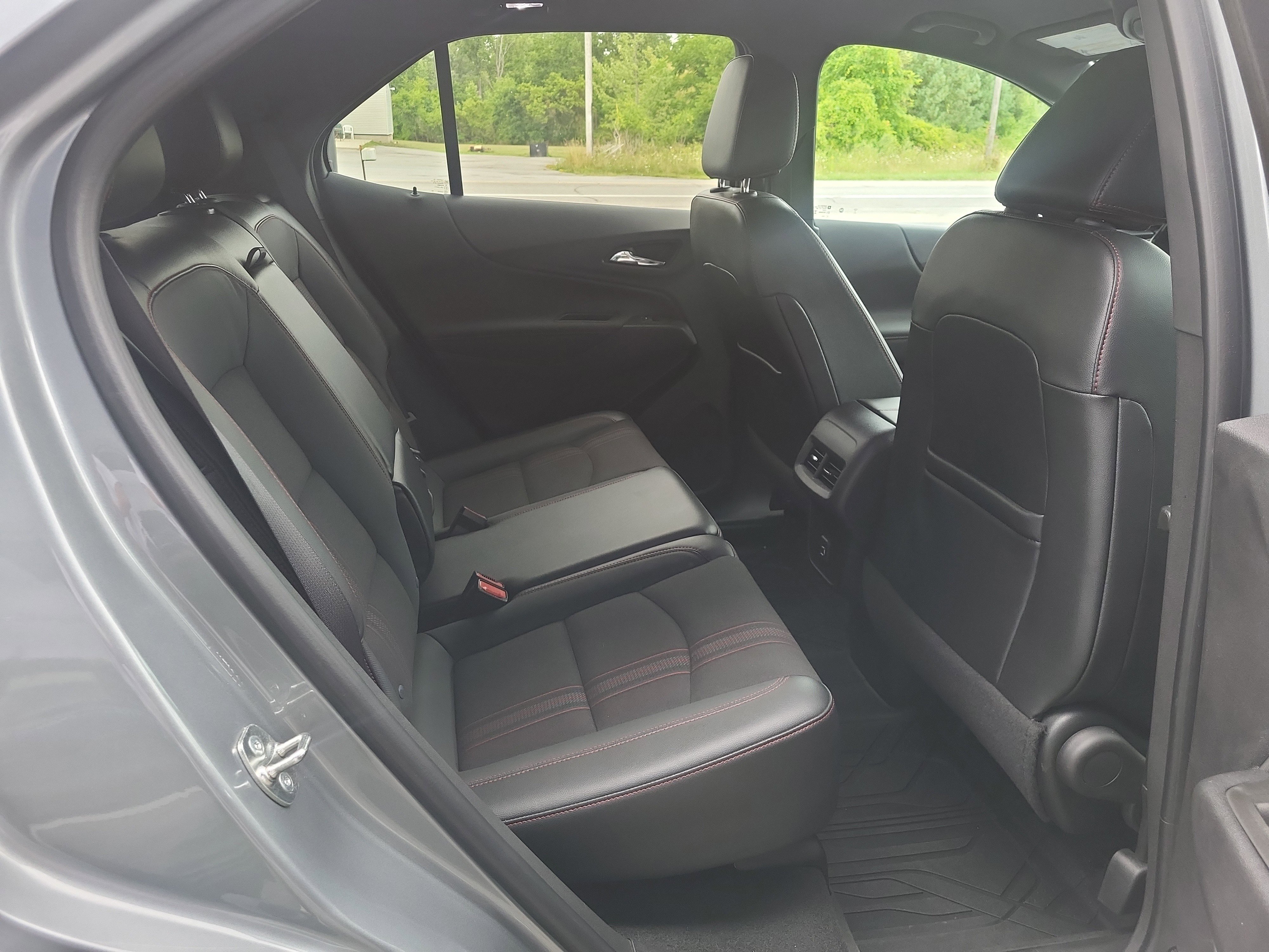 Certified 2024 Chevrolet Equinox RS w/ LPO, Floor Liner Package image 16