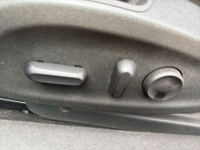 Used 2016 Buick Cascada Premium image 10