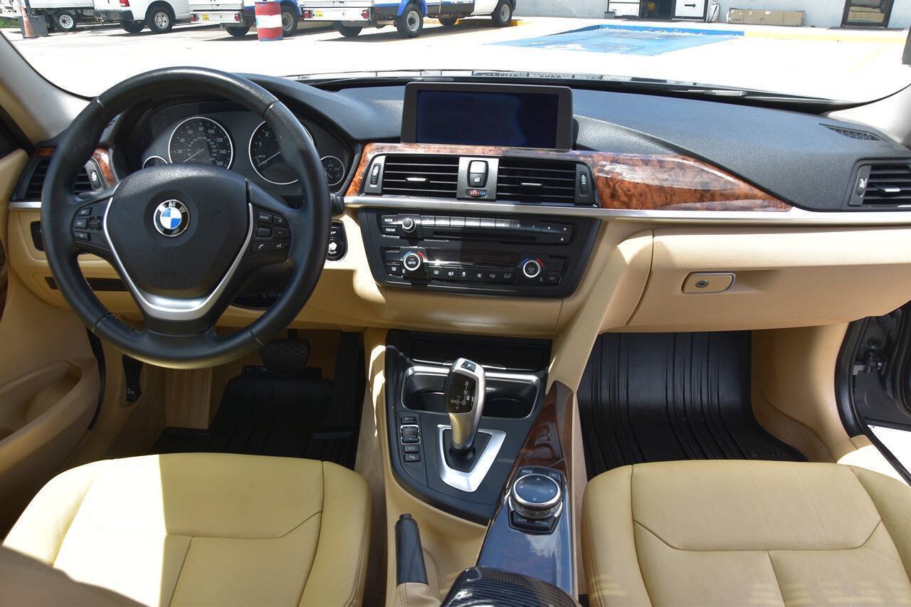 Used 2014 BMW 328i Sedan RWD image 17