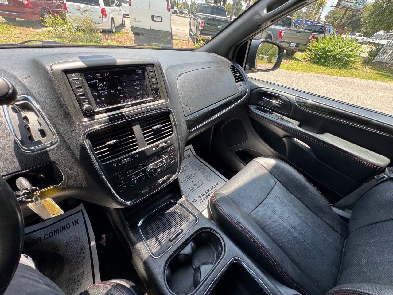 Used 2018 Dodge Grand Caravan GT FWD image 46
