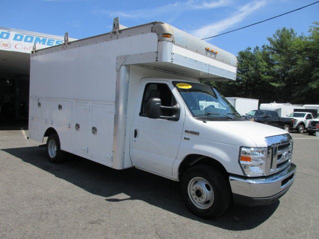 Used 2016 Ford E-350 and Econoline 350 Super Duty w/ Power Windows & Locks Group RWD image 2