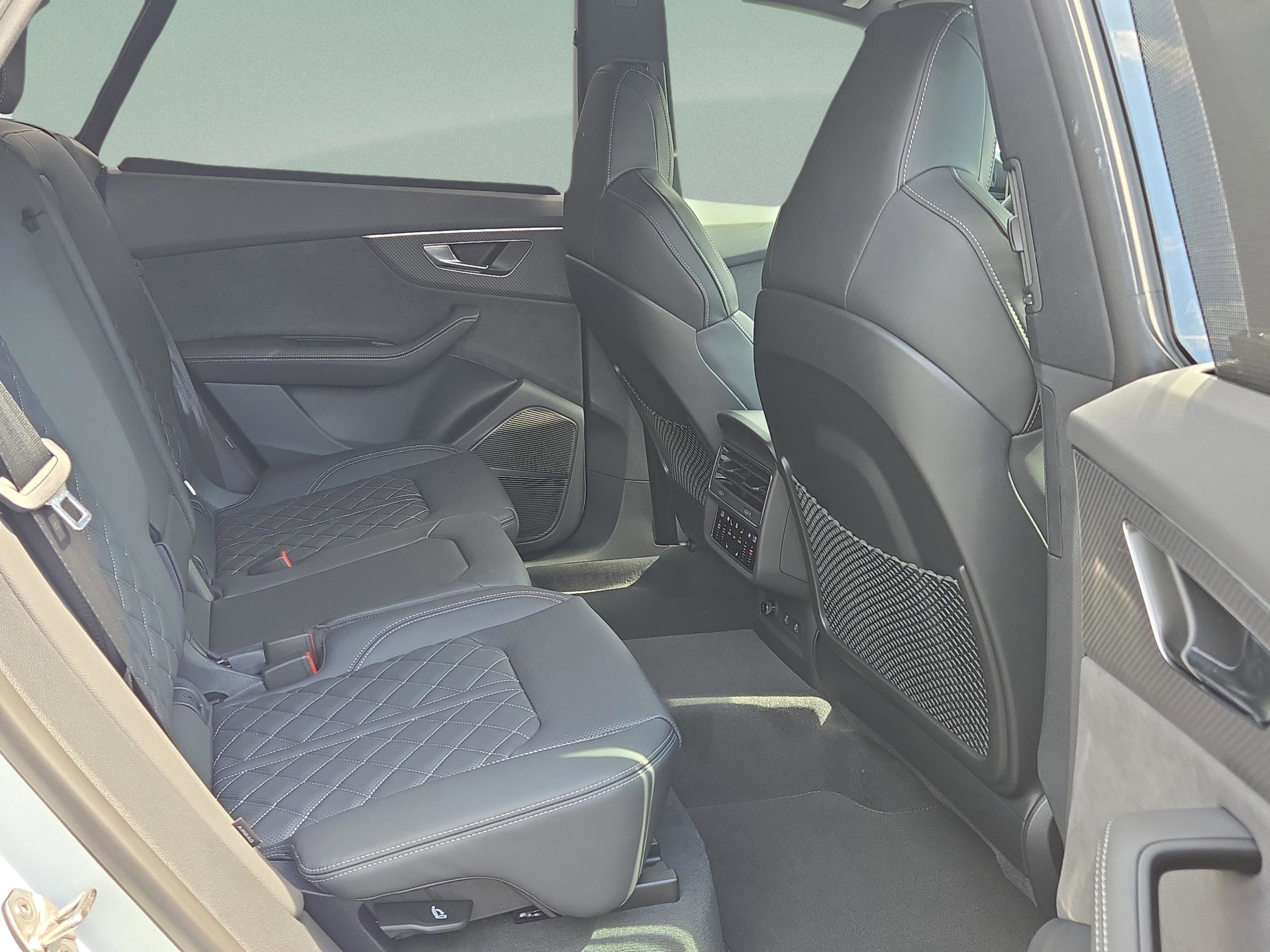 New 2025 Audi SQ8 Premium Plus image 13