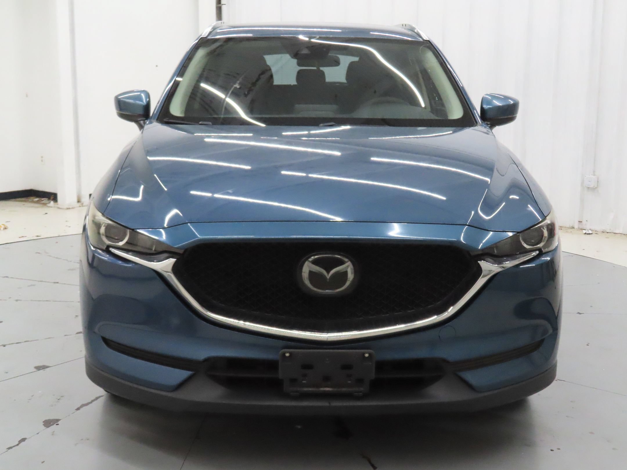 Used 2019 MAZDA CX-5 Sport w/ I-ACTIVSENSE Package FWD image 9