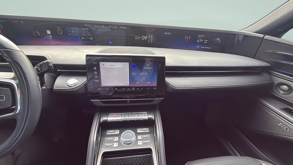 Used 2024 Lincoln Nautilus Reserve w/ Equipment Group 202A image 17