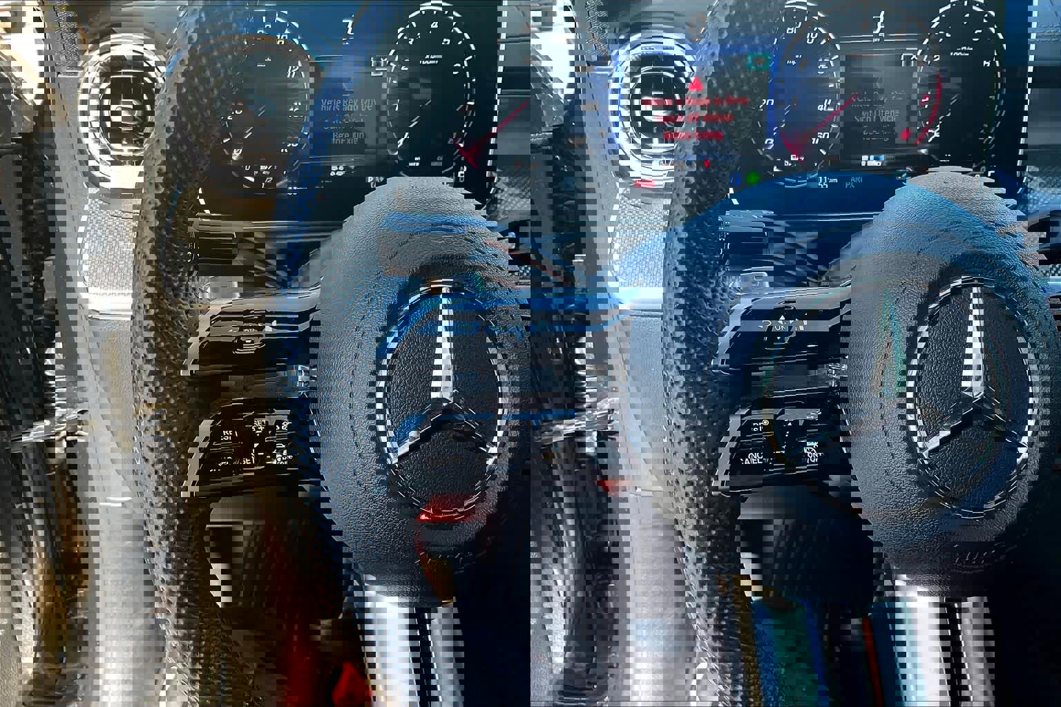 Used 2023 Mercedes-Benz C 300 Sedan image 22